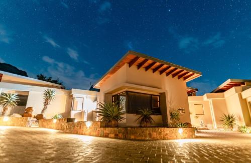 Ngoại cảnh khách sạn