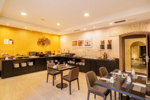 Đồ ăn và thức uống