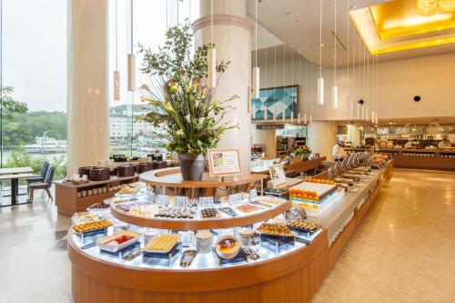 Đồ ăn và thức uống