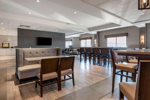 Đồ ăn và thức uống