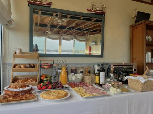 Đồ ăn và thức uống