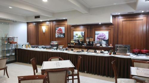 Đồ ăn và thức uống