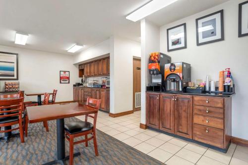 Đồ ăn và thức uống