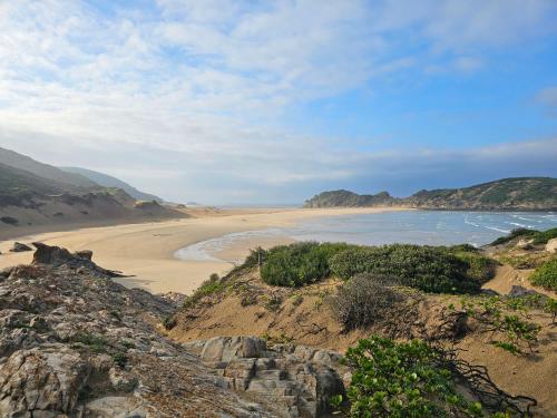 Nơi tham quan gần đây