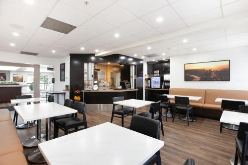 Đồ ăn và thức uống