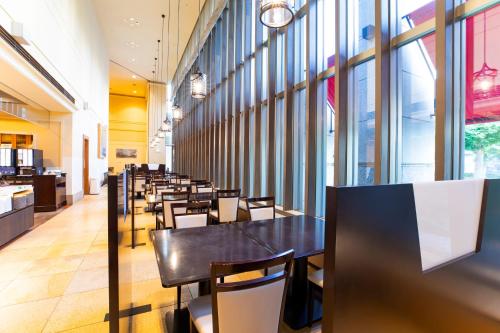 Đồ ăn và thức uống