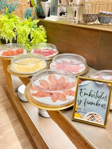 Đồ ăn và thức uống