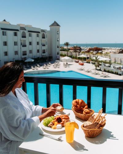 Ngoại cảnh khách sạn