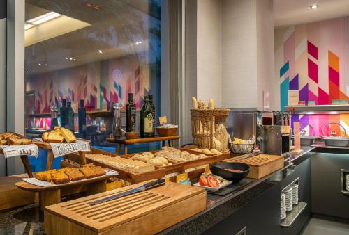 Đồ ăn và thức uống