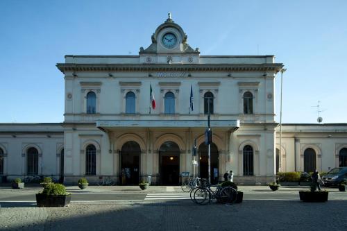 Khu vực xung quanh