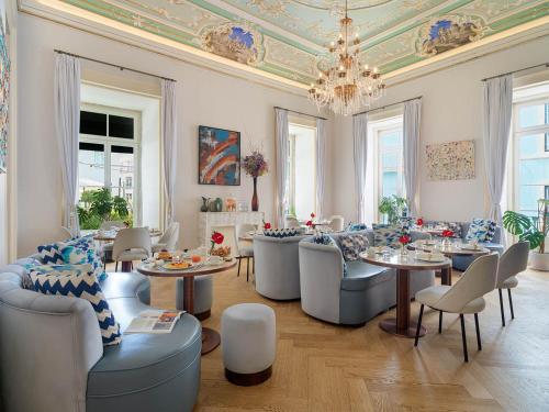 Đồ ăn và thức uống