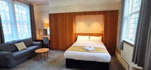 Ngoại cảnh khách sạn