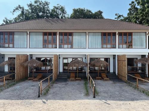 Ngoại cảnh khách sạn