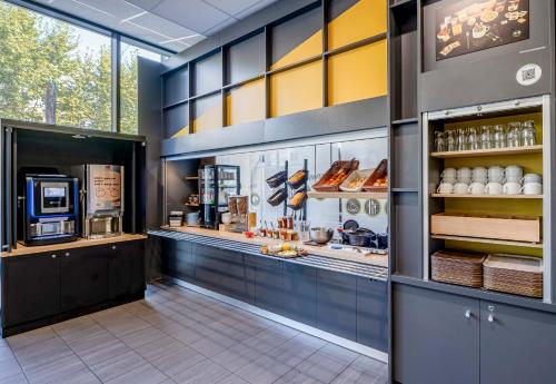 Đồ ăn và thức uống