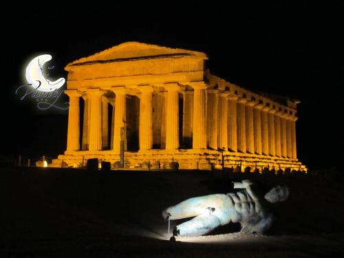 Nơi tham quan gần đây