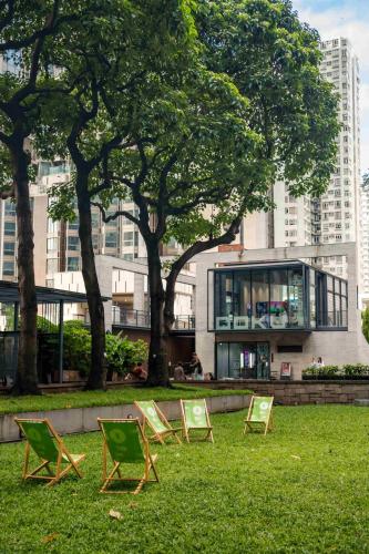 Khu vực xung quanh