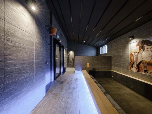 Tắm suối nước nóng