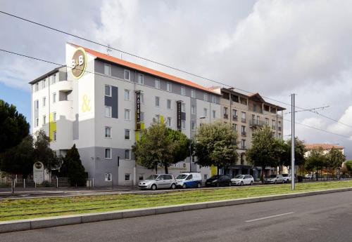 Ngoại cảnh khách sạn