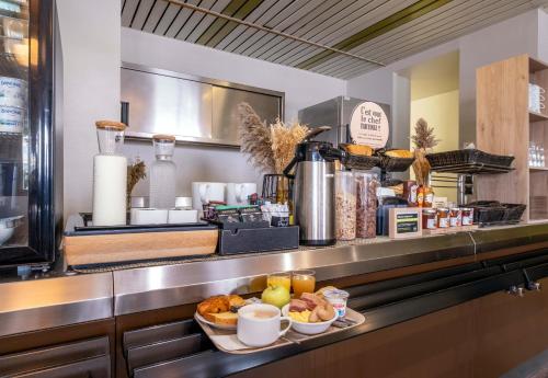 Đồ ăn và thức uống