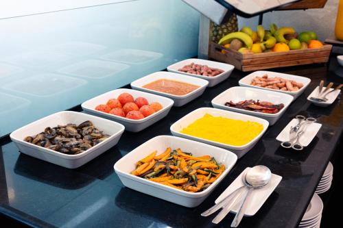 Đồ ăn và thức uống