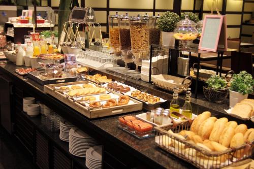 Đồ ăn và thức uống