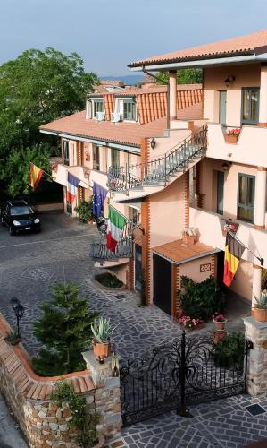 Ngoại cảnh khách sạn