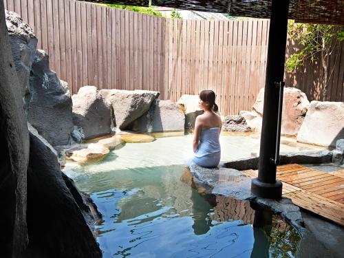 Khu vực xung quanh