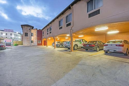 Ngoại cảnh khách sạn