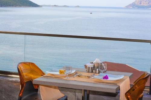 Đồ ăn và thức uống