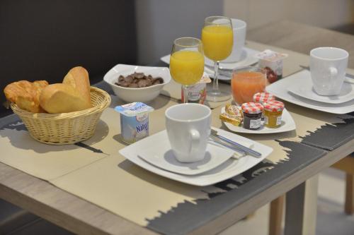 Đồ ăn và thức uống