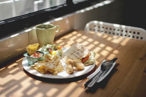 Đồ ăn và thức uống