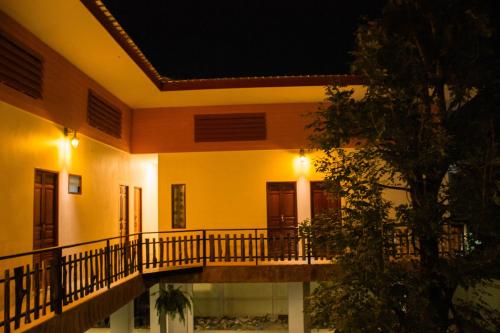 Ngoại cảnh khách sạn