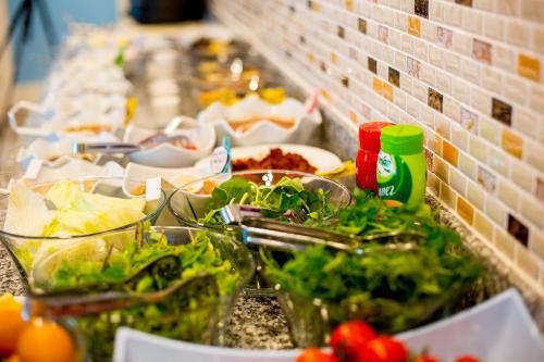 Đồ ăn và thức uống