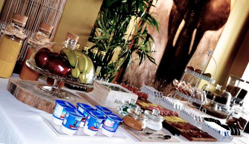 Đồ ăn và thức uống