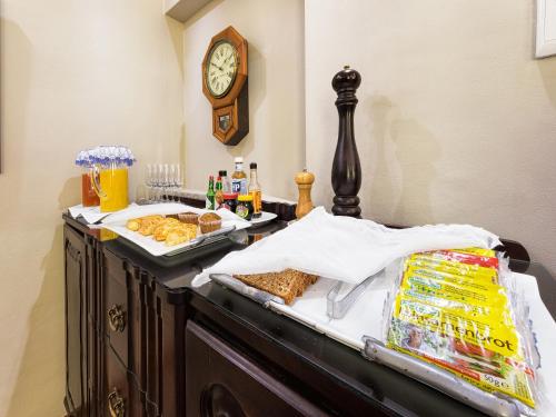 Đồ ăn và thức uống