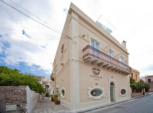 Ngoại cảnh khách sạn